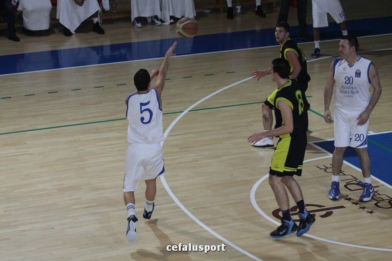 111127 licata 168_tn.jpg
